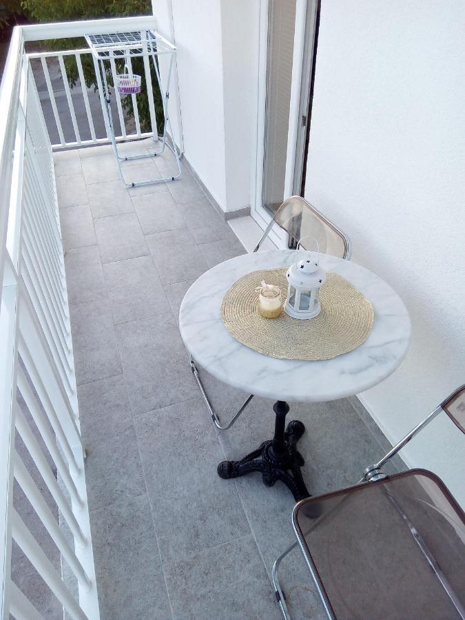 Studio Apartman Matkovic อิโมตสกี ภายนอก รูปภาพ